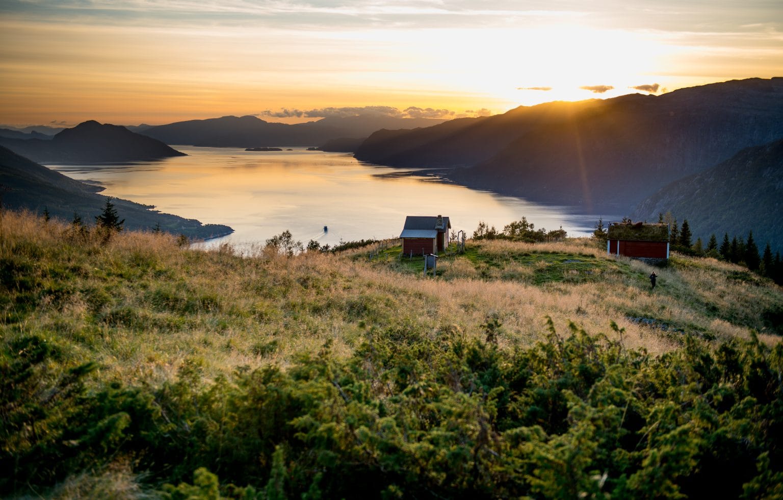 VIEW-FROM-MT-OKSEN-L-PHOTO-SVERRE-HJoRNEVIK-FJORD-NORWAY-9224910 VIEW-FROM-MT-OKSEN-L-PHOTO-SVERRE-HJoRNEVIK-FJORD-NORWAY-9224910