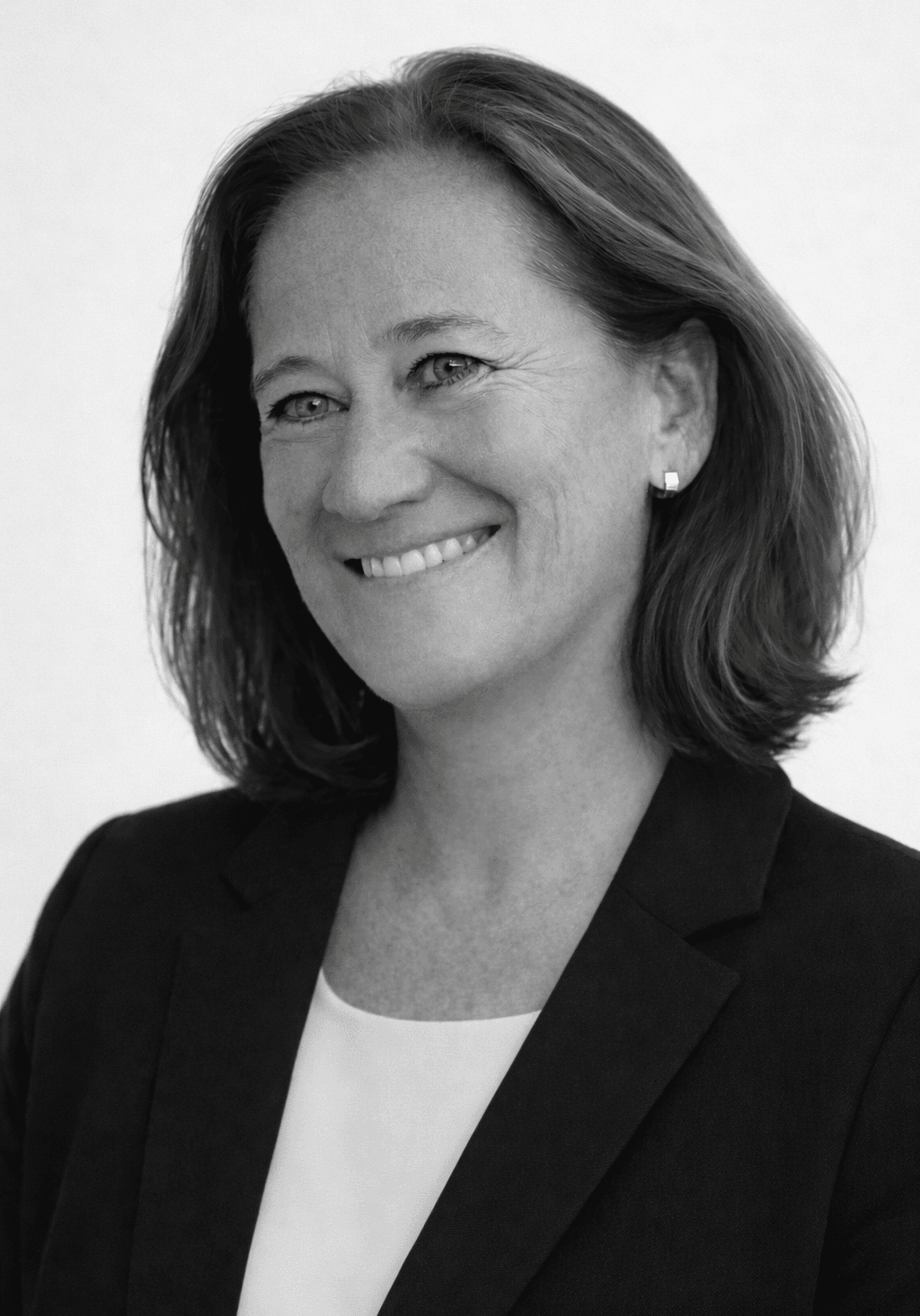 2025_Trude_sorthvitt